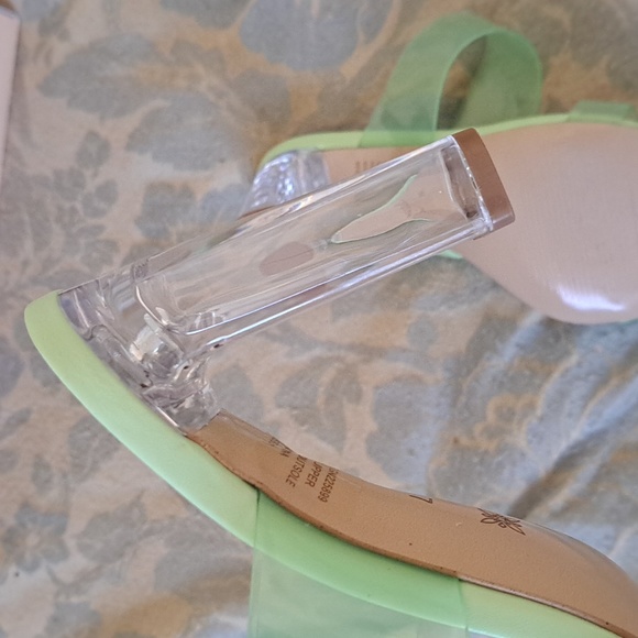 Excellent  BCBG Sandal Heels Size 7 - Picture 6 of 8